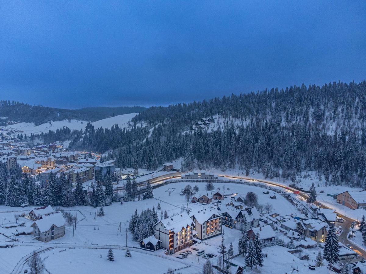 Hotel Madison Bukovel Esterno foto