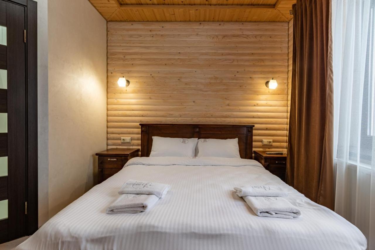 Hotel Madison Bukovel Esterno foto